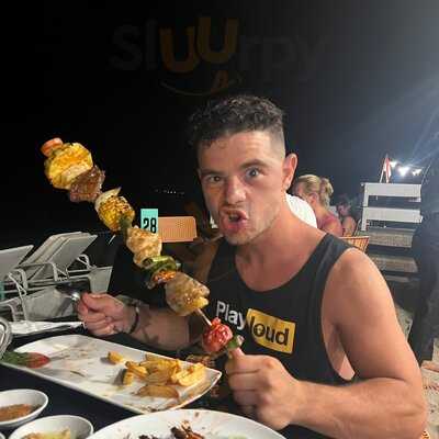 Chill Out Bar & Bungalows