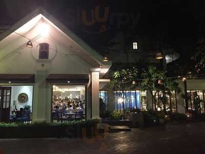 Food Place Rumah Mode