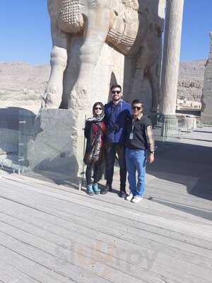 Passargad Restaurant And Sisha Lounge