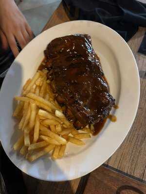 Moo Moos Steakhouse Bar And Grill