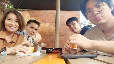 Gusto Gelato & Caffe