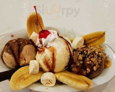 Lind's Ice Cream & Resto