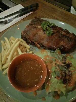 Lind's Ice Cream & Resto