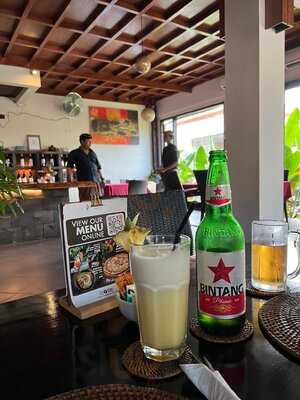 Maya Sayang Restaurant