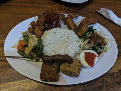 Warung Pama
