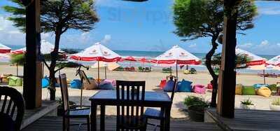 The Champlung Bar & Restaurant