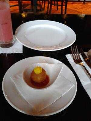 Bibliotheque Bar & Restaurant Jakarta