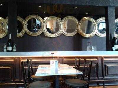 Bibliotheque Bar & Restaurant Jakarta