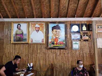 Warung Babi Guling Pak Malen