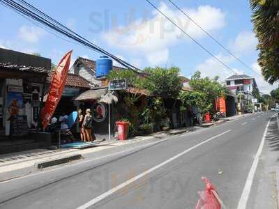 Bintang Elephant Mina Warung