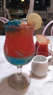 Giggle Box - Jalan Progo Bandung