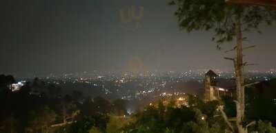 Coco Rico Cafe & Resto