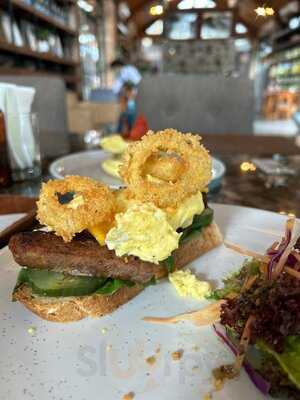 Masé Kitchen & Wine Bar