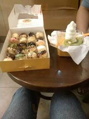 J.co Doughnuts