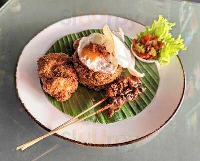 B Couple Bar N Grill