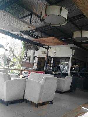 Green Cafe And Resto