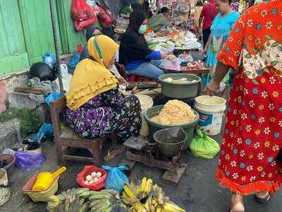 Warung Asem-asem Koh Liem