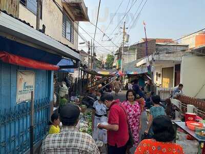 Warung Asem-asem Koh Liem