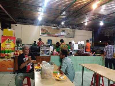 Gulai Kepala Ikan Pak Untung