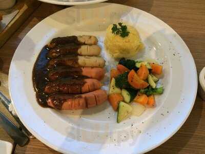 Container Grill Bar And Resto