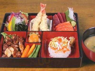 Fukutaro Legian Paradiso