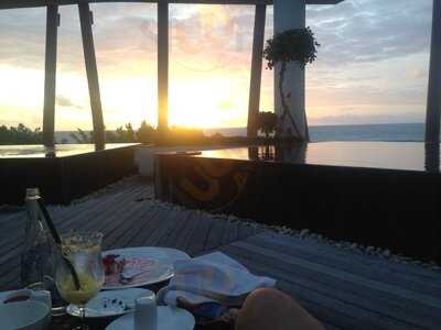 Infamy Rooftop Lounge