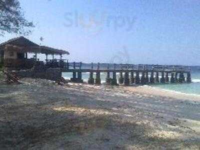 Jetty Bar Gili Meno