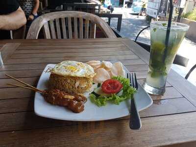 Koko Bar And Restaurant