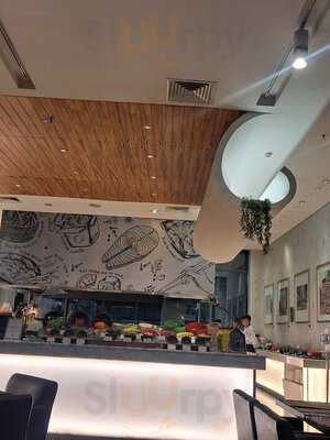 Collage All Day Dining