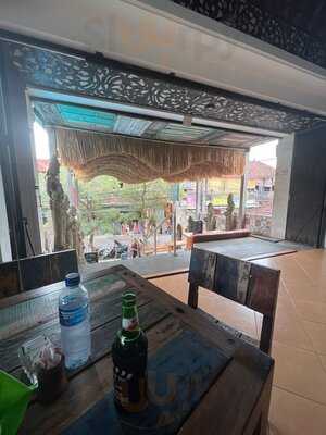 Rosemary Restaurant & Bar