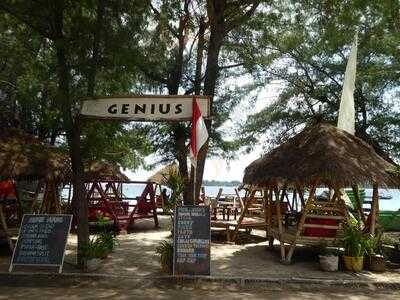 Genius Beach Bar And Restaurant