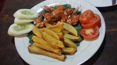 Munchies Guesthouse Restaurant