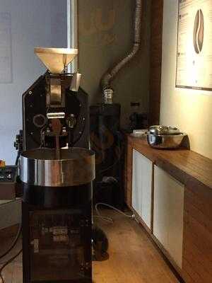 Top Gear Coffee Shop