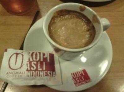 Anomali Coffee Kemang
