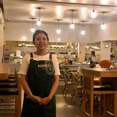 Gourmet Cafe At Dewi Sri