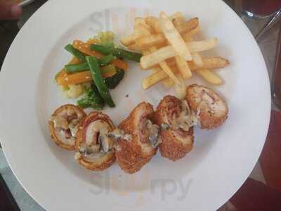 Legian Cafe Bar And Resturant