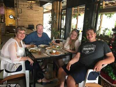 Sidoi Hotel Restaurant Bar