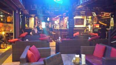 90 Degrees Bar And Restaurant