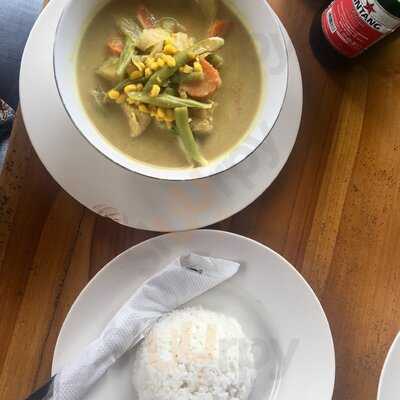 Terrace Cafe & Resto