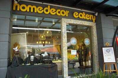 2mad Eatery Resto & Gallery