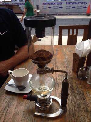 Capil - Bar Grill & Resto