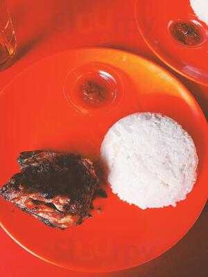 Ayam Bakar Ganthari Mahakam