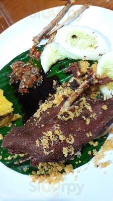 Bebek Kaleyo Danau Sunter