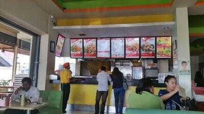 Es Teler 77 Pantai Losari