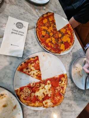 Pizza Marzano Fx Senayan