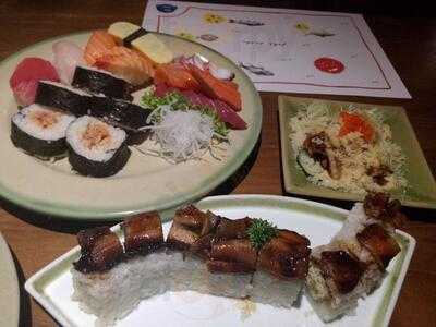 Poke Sushi Dharmawangsa