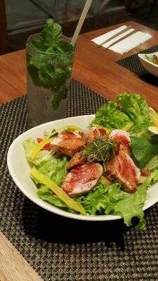 Aloha Terrace Hawaiian Cafe & Restaurant