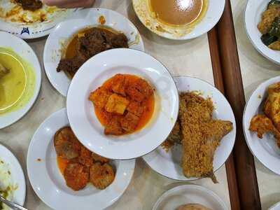 Rumah Makan Padang Sederhana