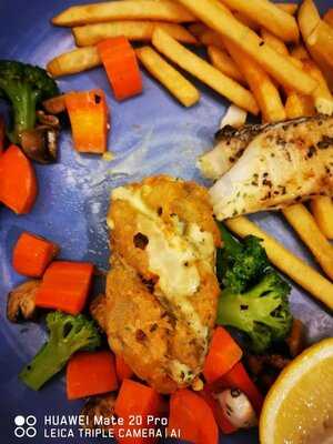 Fish And Co. Beachwalk Mal