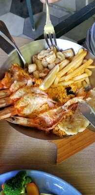 Fish And Co. Beachwalk Mal